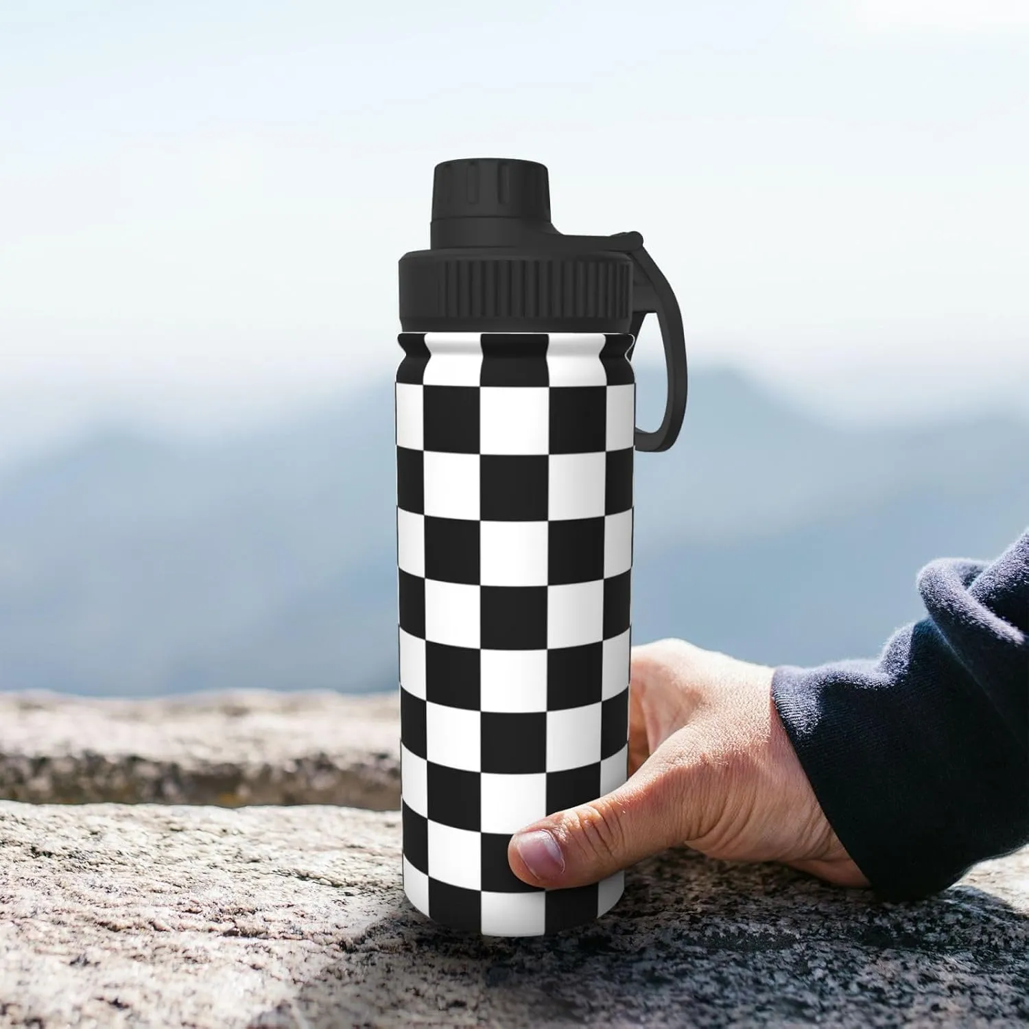 Black and White Racing 18 OZ Insulated Stainless Steel Bottles, Sports Water Tumbler with Lid Unisex Insulated Water Cup for Outdoor Sports Hiking Cycling﻿