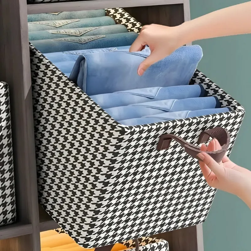 Clothing storage box