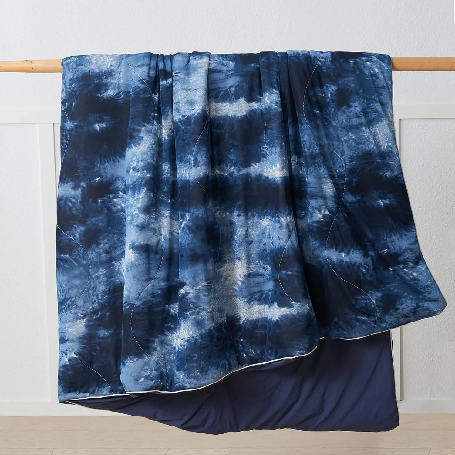 Cooling Comforter Queen Size, Summer Cooling Blankets for Hot Sleepers and Night Sweats, Lightweight Breathable Cooling Comforter Bedding for Sofa, Bed, Camping, Office