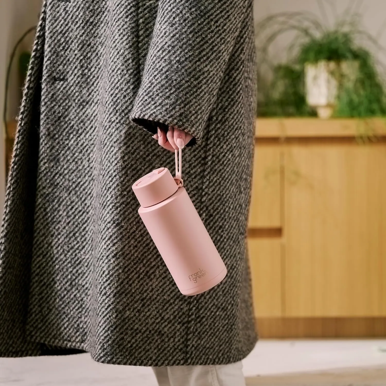 frank green - Ceramic Reusable Bottle - Stainless Steel Water Bottle With Straw, Insulated Water Bottle, Metal Water Bottle - Flip Straw Lid - 34oz - Blushed