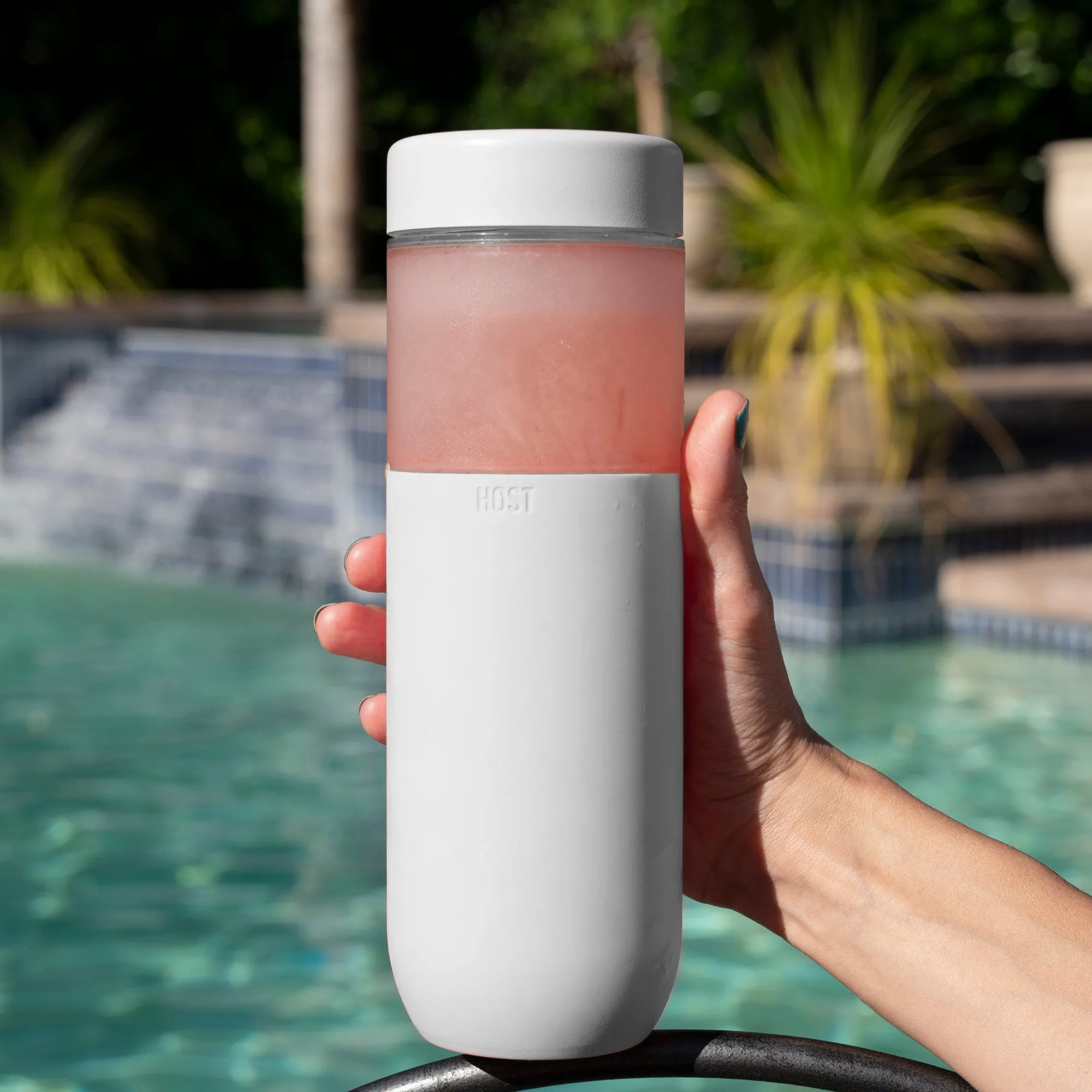 Freeze™ bottle in white by host®