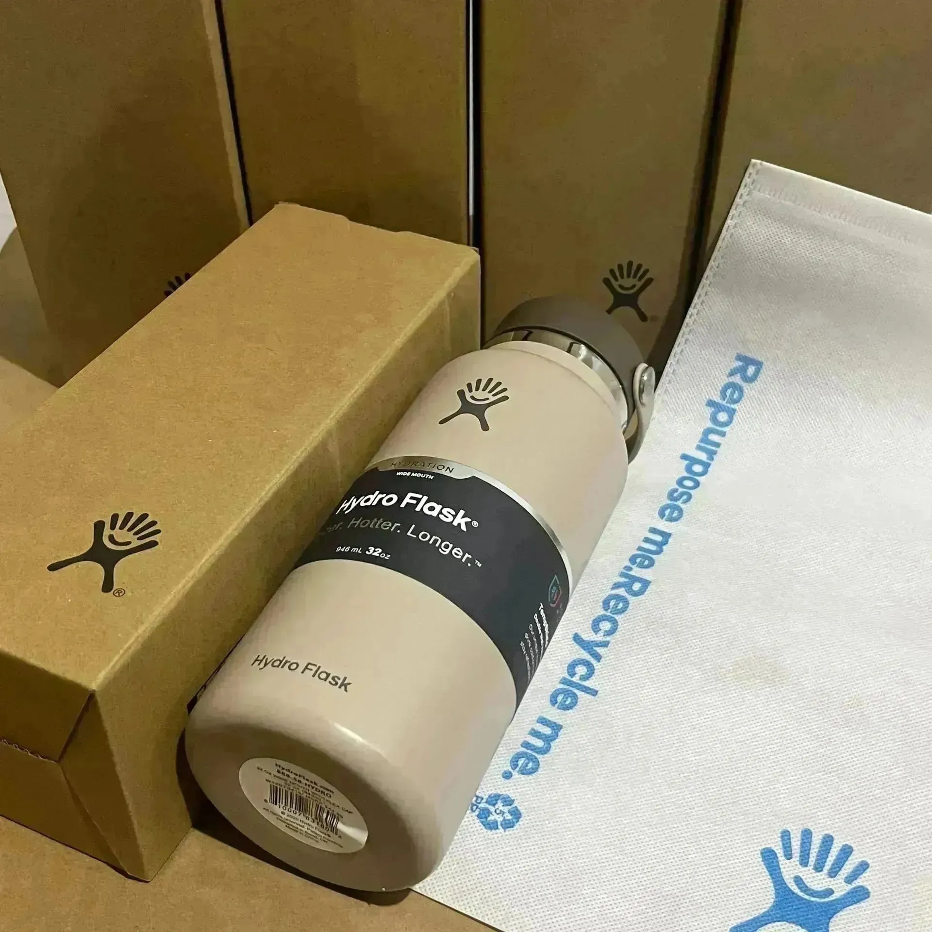 Hydroflask Wide Mouth Insulated Bottle (32 oz)