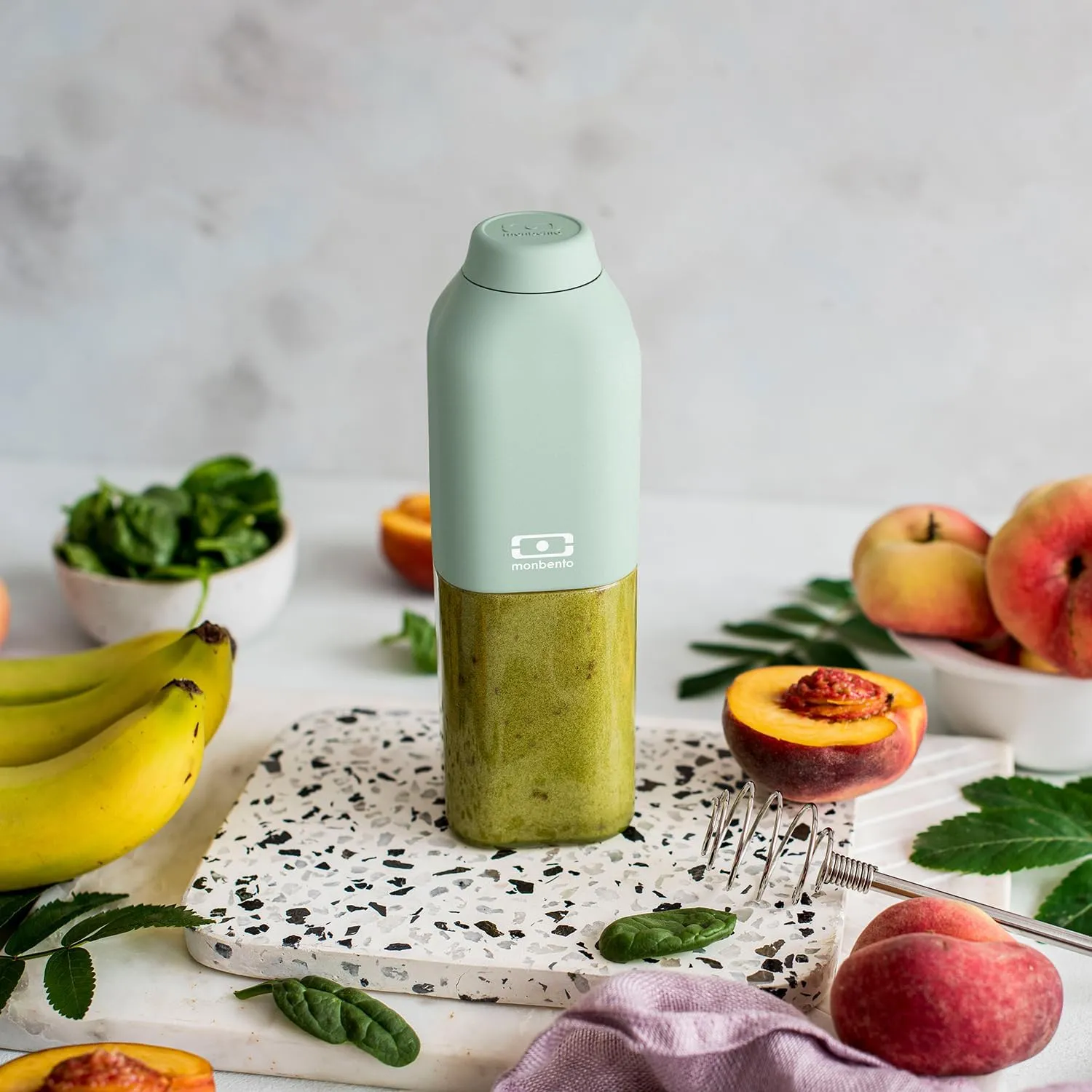 monbento - MB Positive M Natural Water Bottle 500ml - Compact Airtight Bottle - Ideal for Office, Sport, Picnic - BPA Free - Zero Waste - Green