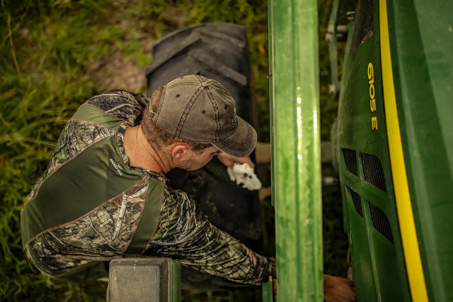 Mossy Oak Men's Lightweight Camo Shirts Hunting