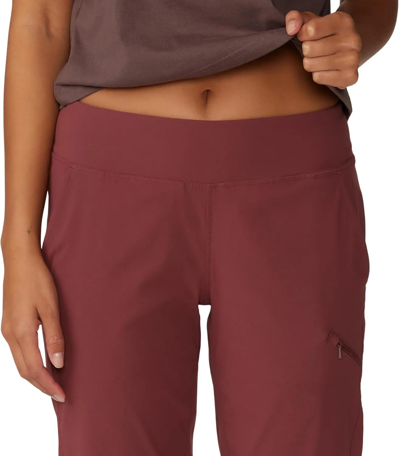 Mountain Hardwear Women's Dynama/2 Capri Pant for Climbing, Camping, and Everyday Wear | Odor-Resistant and Sun Protection