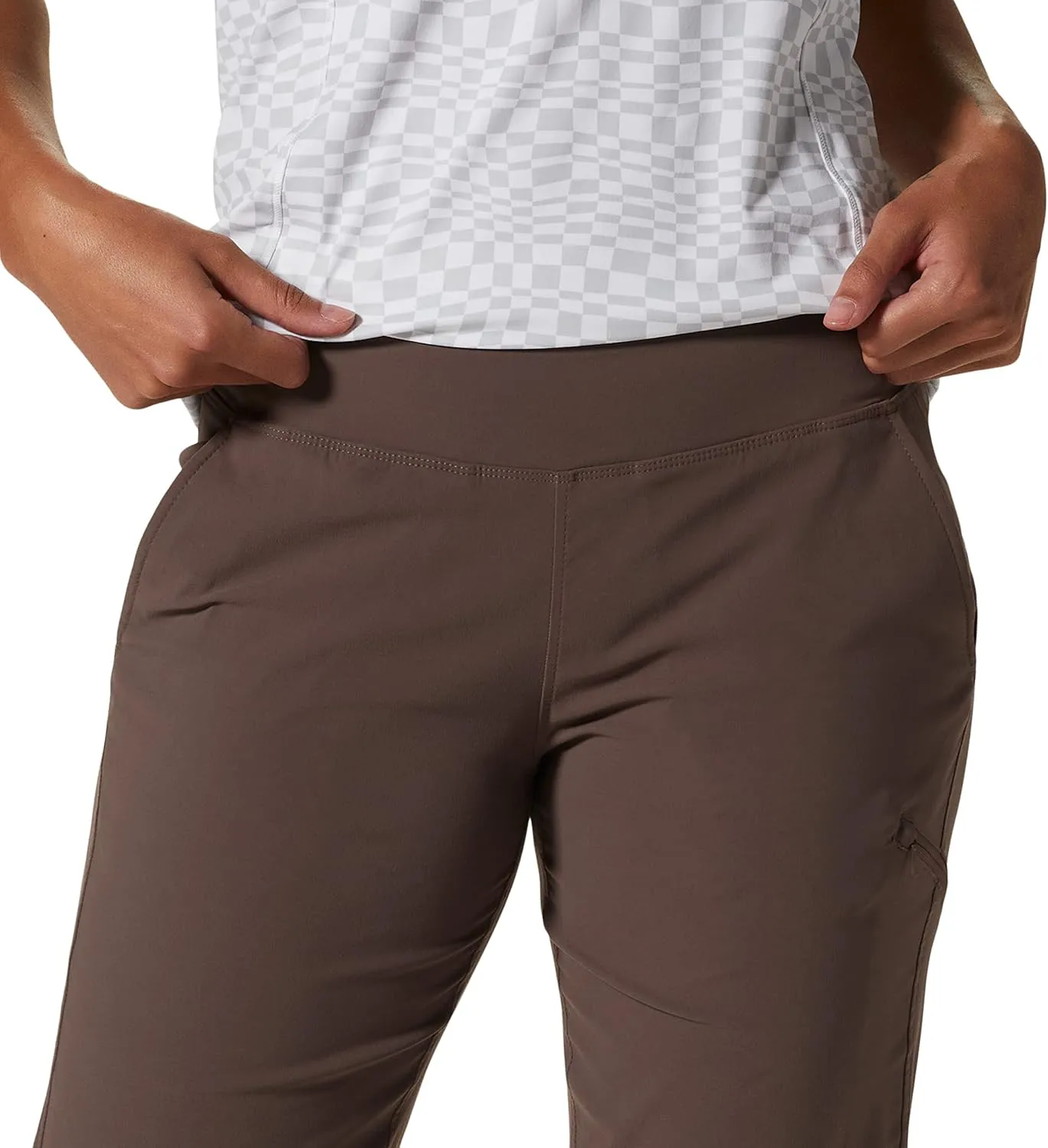 Mountain Hardwear Women's Dynama/2 Capri Pant for Climbing, Camping, and Everyday Wear | Odor-Resistant and Sun Protection