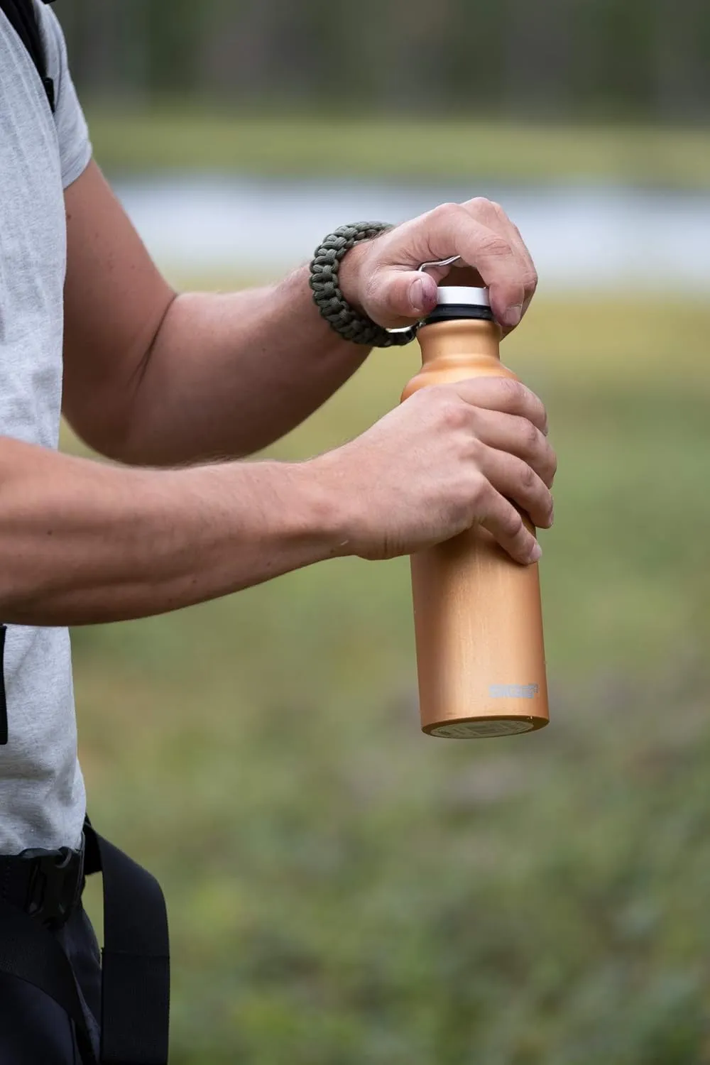 SIGG - Aluminum Water Bottle Original - Made in Switzerland - Lightweight - BPA-free - for Carbonated Drinks 17 / 25 Oz