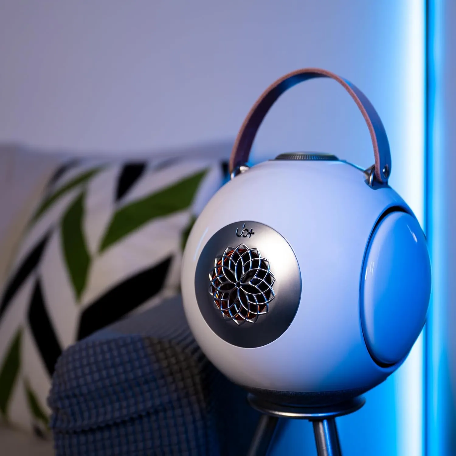 UB  dB1 doubleBASS Waterproof Bluetooth Speaker White | 40W Hi-Fi Sound with Deep Bass, 20H Playtime, IPX5 & TWS Pairing (Glossy White)