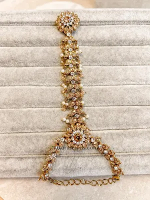 Vamika Hand harness - Clear and Gold